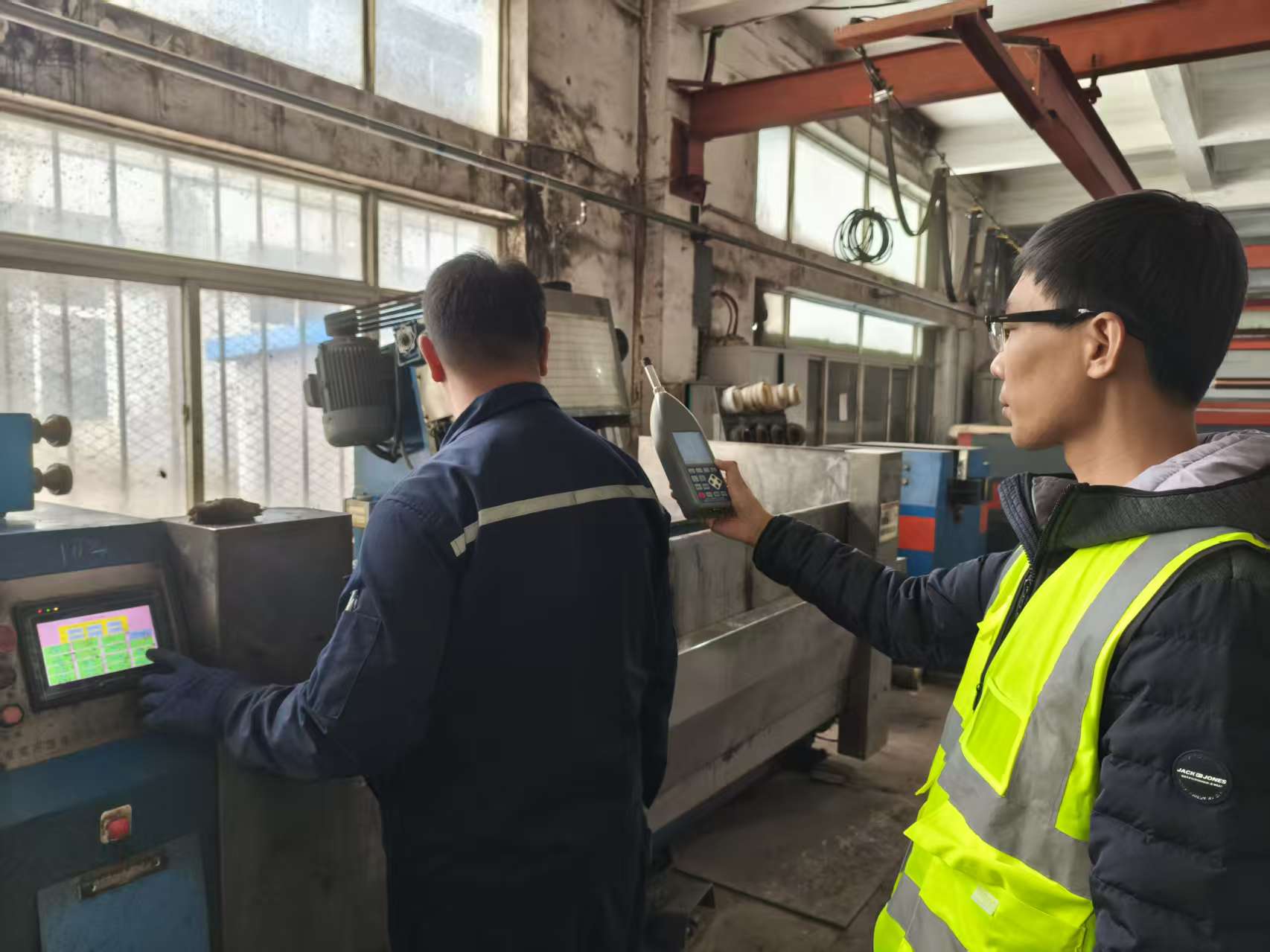 1759194135388272.jpg 52e50bbeea6f4fbf0cccdfa4c6da28df.jpg