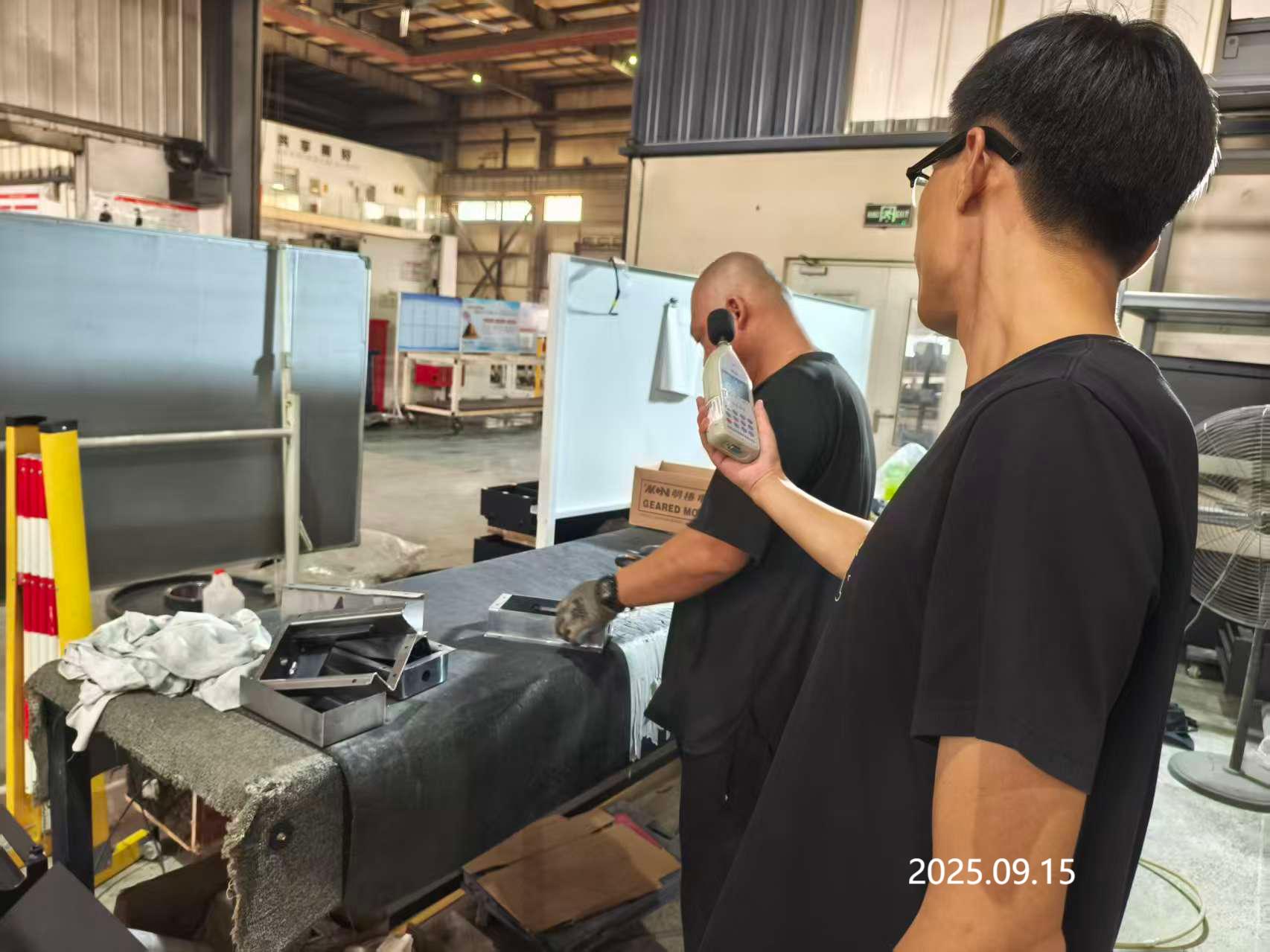 1760939296150542.jpg 采样.jpg